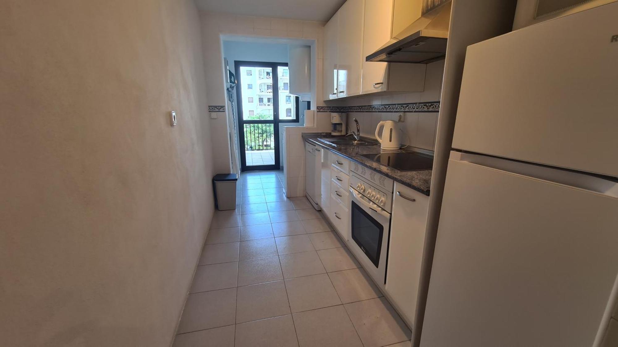 Lovely 2-Bed Apartment In Marina De La Duquesa Castillo de Sabinillas Εξωτερικό φωτογραφία
