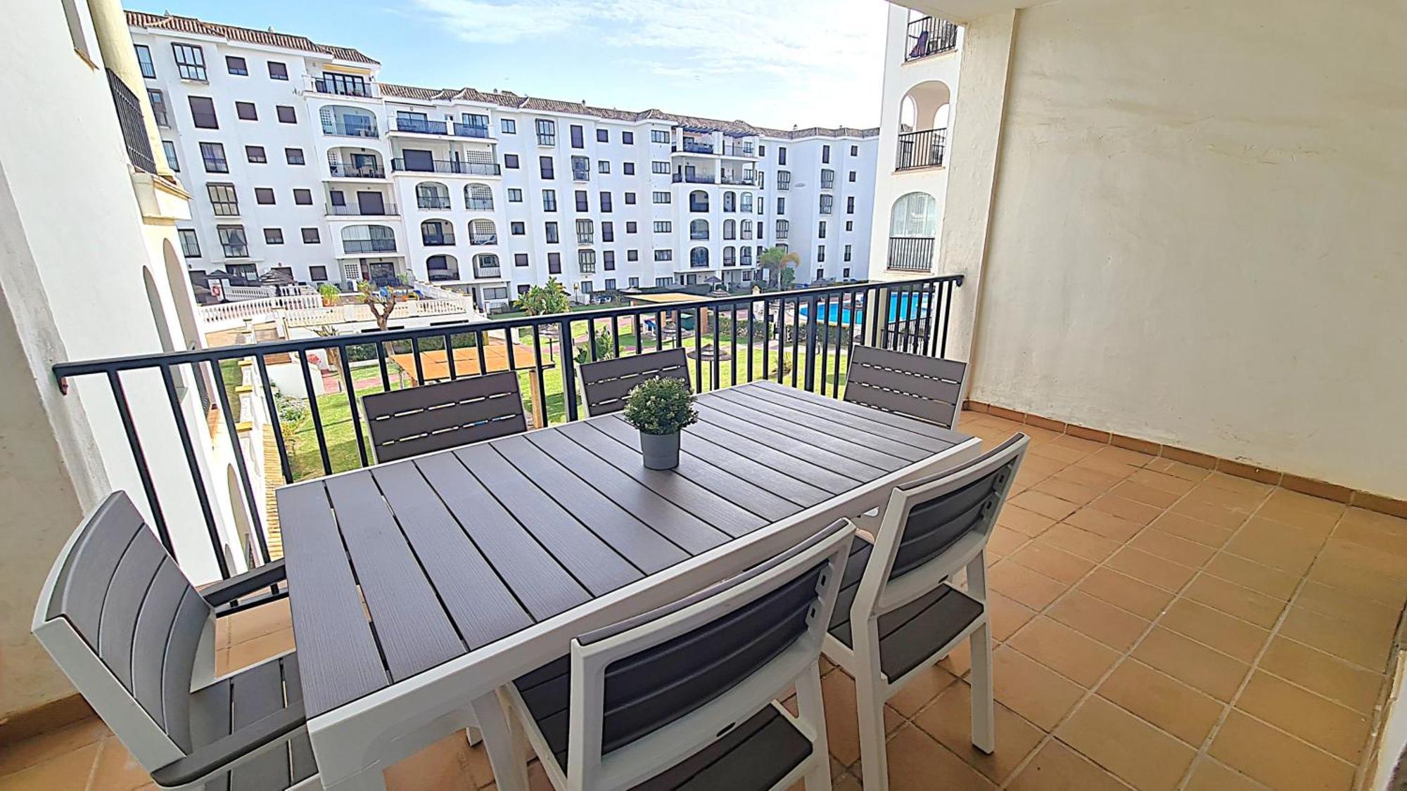 Lovely 2-Bed Apartment In Marina De La Duquesa Castillo de Sabinillas Εξωτερικό φωτογραφία